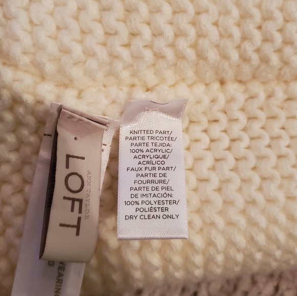 LOFT Faux Fur Cream Snood Scarf - Picture 5 of 5